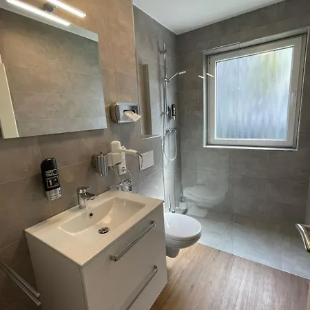 Lejlighed Kernsanierte In Zentraler Lage By Interhome